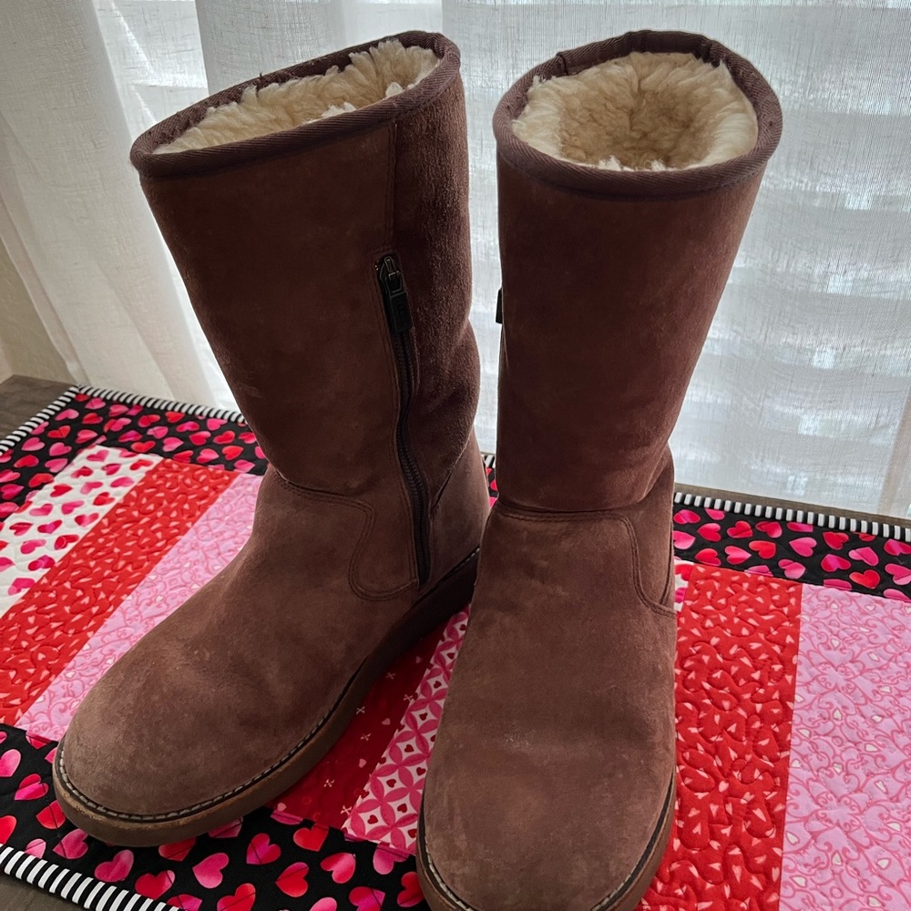 UGG zippered boots 8 brown vintage